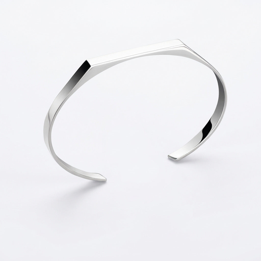 B03 Cuff